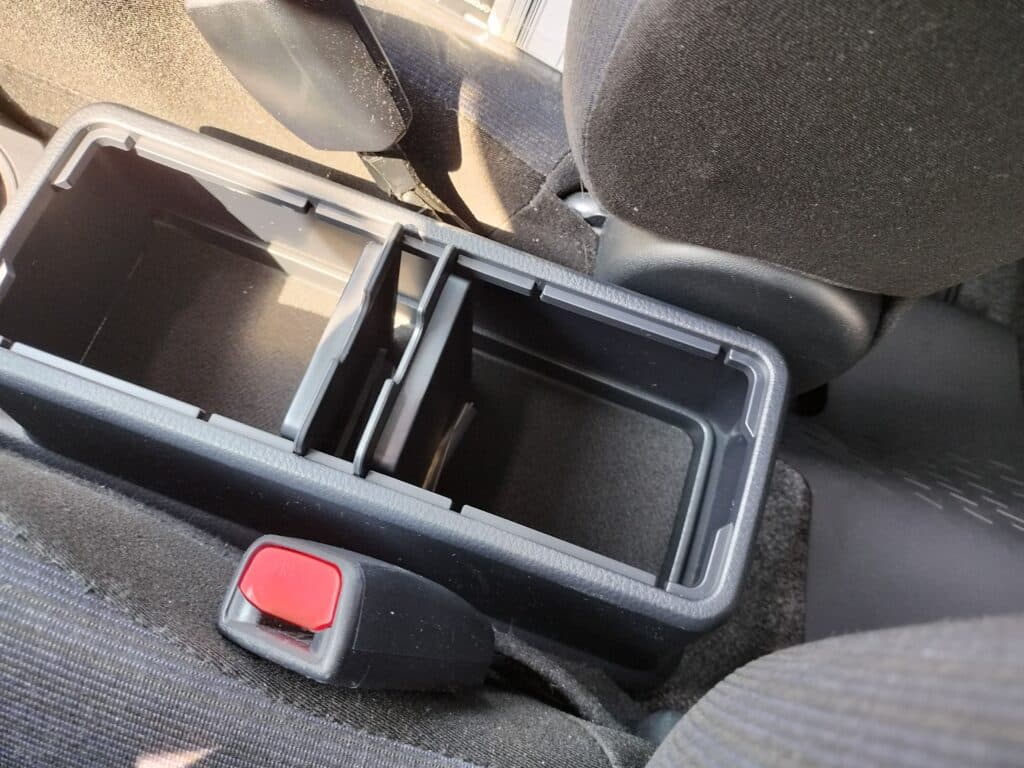 NCP160 プロボックス/サクシードの純正オプションのセンター