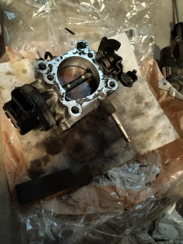 スロットルボディ掃除